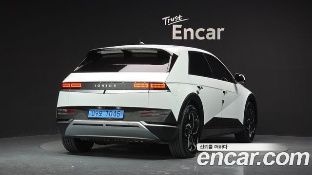 Hyundai Ioniq 5 Long range Exclusive 2022 — фото 2