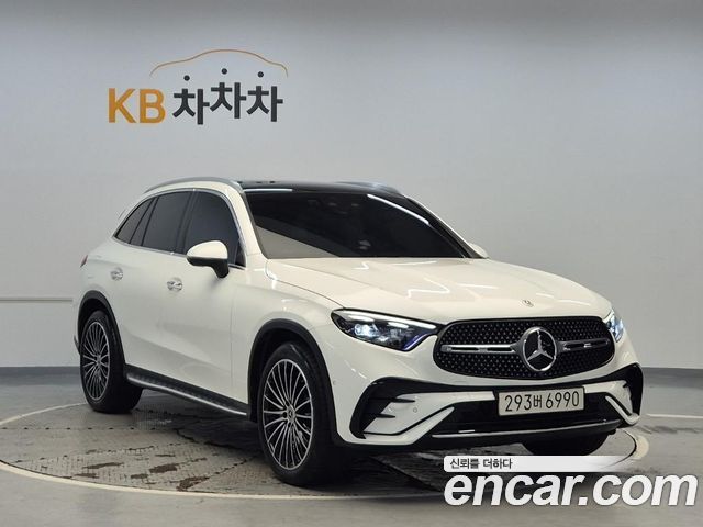 Mercedes-Benz GLC-Class (X254) GLC300 4MATIC AMG Line 2024 — фото 4