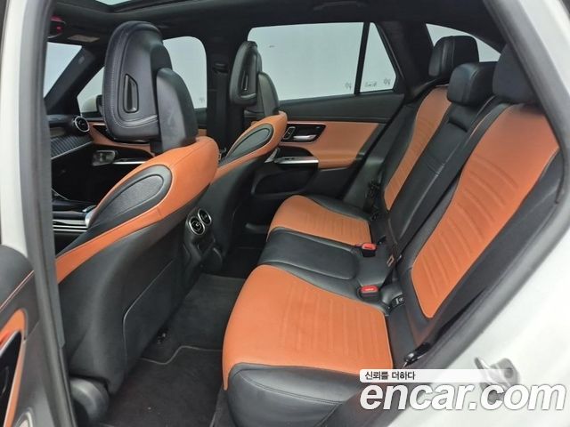 Mercedes-Benz GLC-Class (X254) GLC300 4MATIC AMG Line 2024 — фото 22