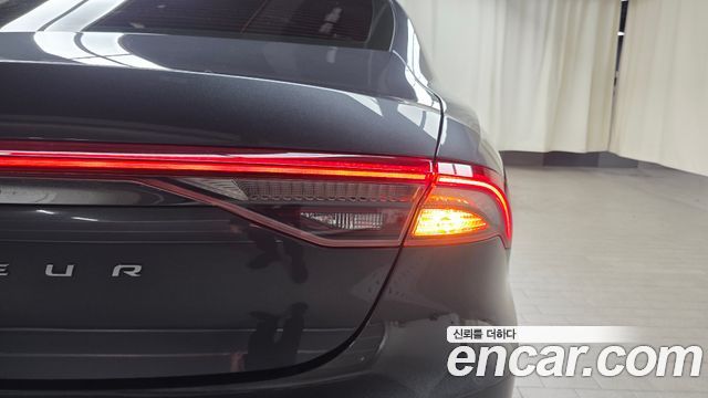 Hyundai Grandeur Hybrid (IG) Premium 2023 — фото 29
