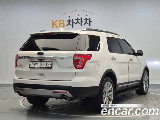 Ford Explorer 2.3 Limited 4WD 5th 2017 — фото 3