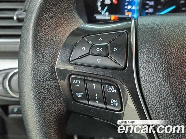 Ford Explorer 2.3 Limited 4WD 5th 2017 — фото 19