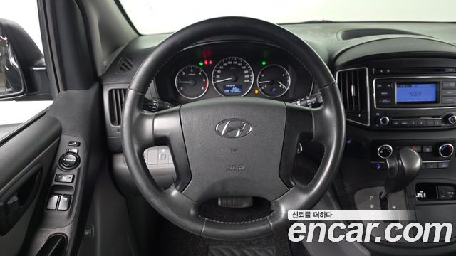 Hyundai Grand Starex Van 5-Seater Smart 2020 — фото 13