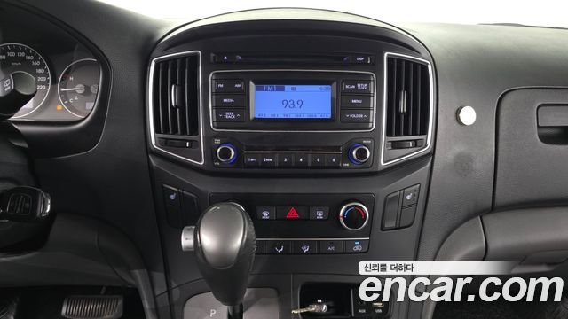 Hyundai Grand Starex Van 5-Seater Smart 2020 — фото 14