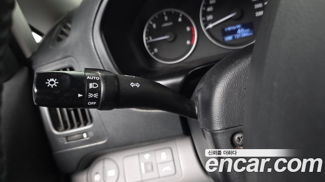 Hyundai Grand Starex Van 5-Seater Smart 2020 — фото 20