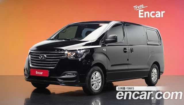 Hyundai Grand Starex Van 5-Seater Smart 2020 — фото 1