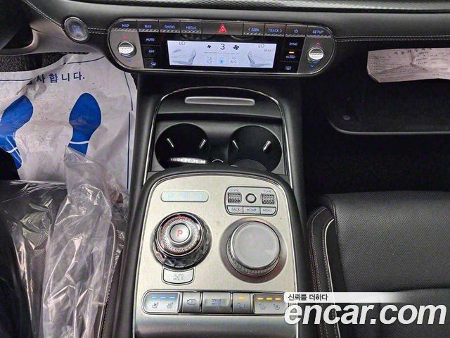 Genesis G90 (RS4) Gasoline 3.5 Turbo AWD 2022 — фото 17