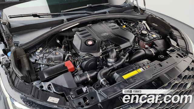 Land Rover Range Rover Velar 3.0 D300 R-Dynamic SE 2019 — фото 6