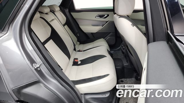 Land Rover Range Rover Velar 3.0 D300 R-Dynamic SE 2019 — фото 11