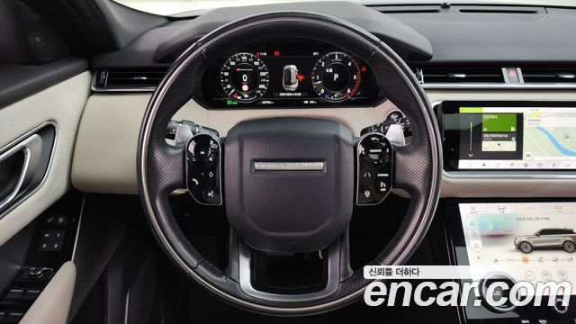 Land Rover Range Rover Velar 3.0 D300 R-Dynamic SE 2019 — фото 12