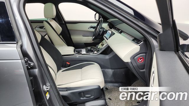 Land Rover Range Rover Velar 3.0 D300 R-Dynamic SE 2019 — фото 26