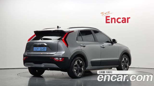 Kia Niro EV Air 2023 — фото 2