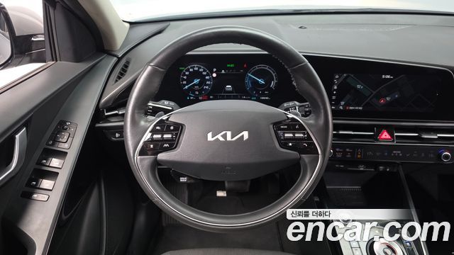 Kia Niro EV Air 2023 — фото 13