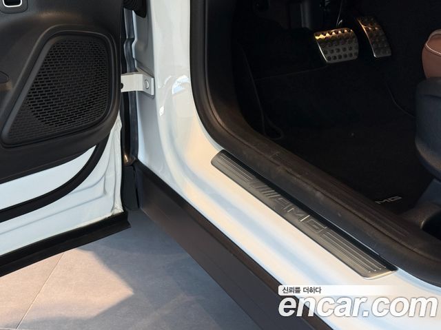 Mercedes-Benz GLB-Class (X247) AMG GLB35 4MATIC 2026 — фото 24