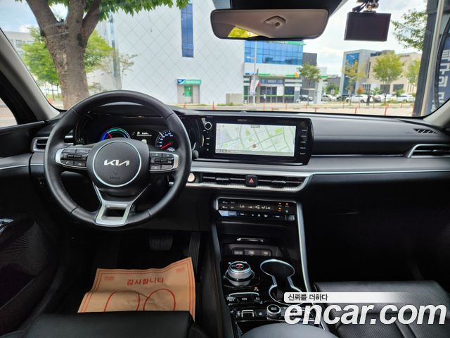 Kia K5 Hybrid (III) Prestige 2022 — фото 20