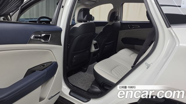 Kia Sportage (V) Gasoline 1.6 Turbo 2WD Signature 2024 — фото 12