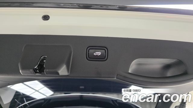 Kia Sportage (V) Gasoline 1.6 Turbo 2WD Signature 2024 — фото 17