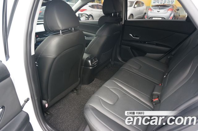 Hyundai Avante (CN7) 1.6 Inspiration 2021 — фото 20
