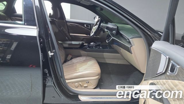 Kia K8 2.5 Gasoline 2WD Signature 2023 — фото 11