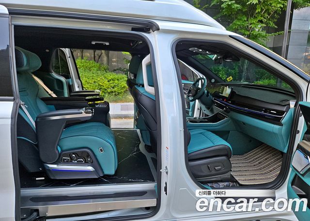 Kia Carnival (IV) Gasoline 9-Seater Hi Limousine (7-seater Limousine(Special vehicle) 2026 — фото 17