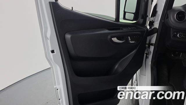Mercedes-Benz Sprinter 2.0 Diesel 2024 — фото 30