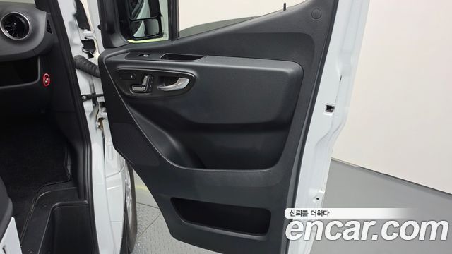 Mercedes-Benz Sprinter 2.0 Diesel 2024 — фото 31