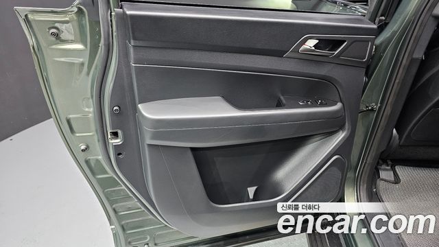 KG Mobility (SsangYong) Rexton Sports Khan Diesel 2.2 4WD Culman Wild Plus 2024 — фото 31