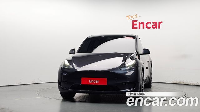 Tesla Model Y RWD 2025 — фото 3