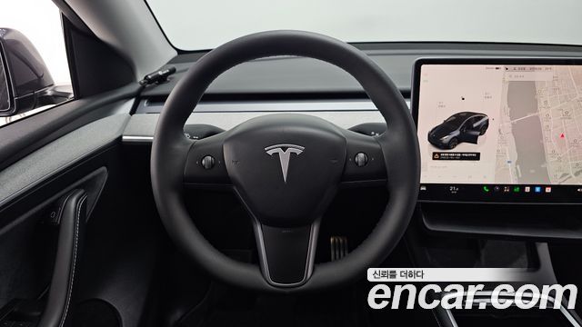 Tesla Model Y RWD 2025 — фото 13