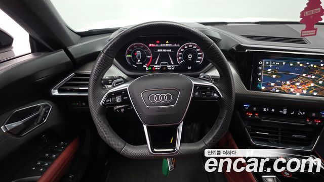 Audi e-tron GT GT quattro Premium 2022 — фото 13