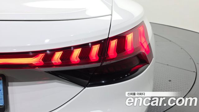 Audi e-tron GT GT quattro Premium 2022 — фото 23