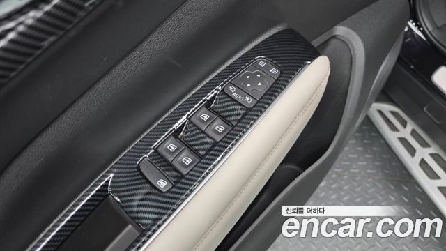 Renault Korea QM6 2.0 LPe Premiere 2WD 2022 — фото 15