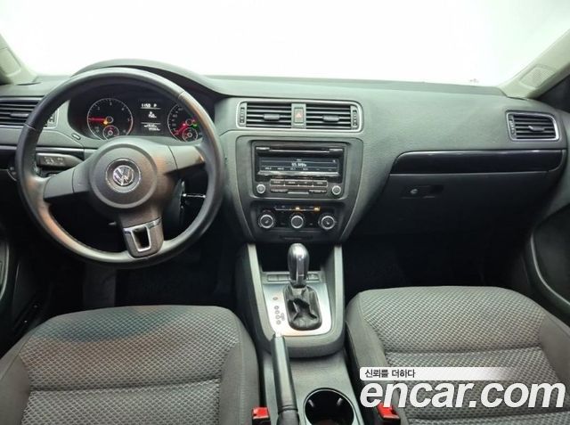 Volkswagen Jetta 1.6 TDI Blue Motion 6th 2014 — фото 7