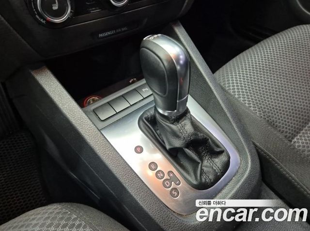 Volkswagen Jetta 1.6 TDI Blue Motion 6th 2014 — фото 8