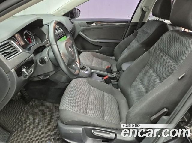 Volkswagen Jetta 1.6 TDI Blue Motion 6th 2014 — фото 15