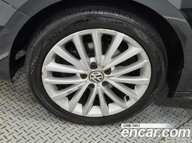 Volkswagen Jetta 1.6 TDI Blue Motion 6th 2014 — фото 21