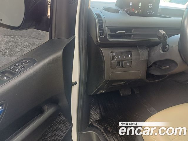 Hyundai Staria Cargo 5-Seater Modern 2022 — фото 16