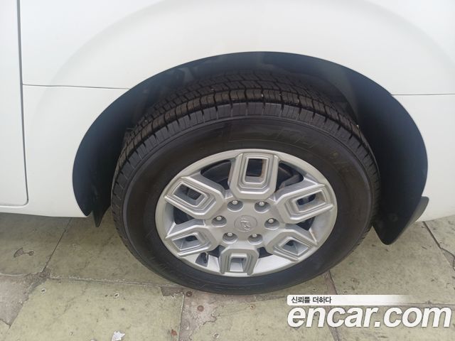 Hyundai Staria Cargo 5-Seater Modern 2022 — фото 18