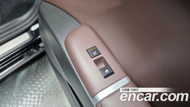 Hyundai Grandeur Hybrid (GN7) Exclusive 2023 — фото 19