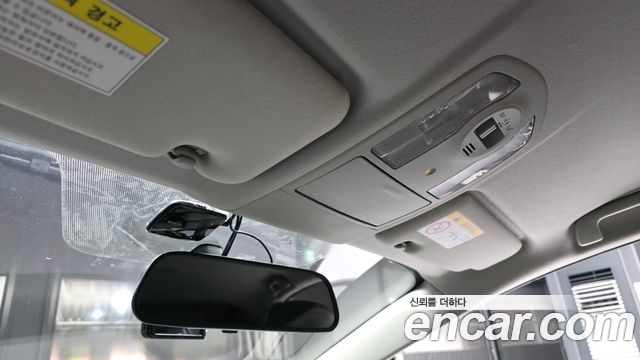 Toyota Prius 1.8 E 2015 — фото 27