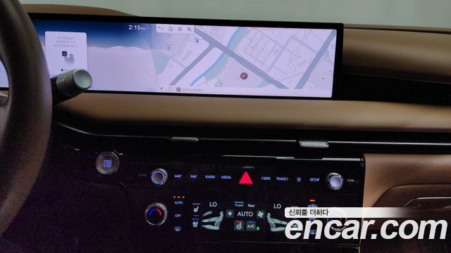 Genesis G80 (RG3) Gasoline 2.5 Turbo AWD 2025 — фото 13