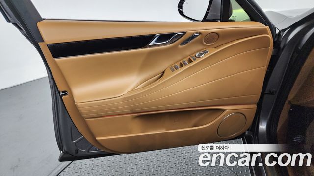 Genesis G80 (RG3) Gasoline 2.5 Turbo AWD 2025 — фото 24