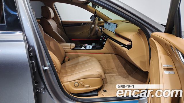 Genesis G80 (RG3) Gasoline 2.5 Turbo AWD 2025 — фото 26