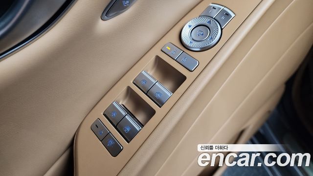 Genesis G80 (RG3) Gasoline 2.5 Turbo AWD 2025 — фото 29