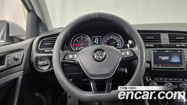 Volkswagen Golf (VII) 2.0 TDI 2016 — фото 12