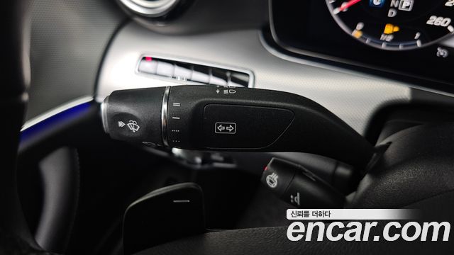 Mercedes-Benz E-Class (W213) E300 AMG Line 2019 — фото 30