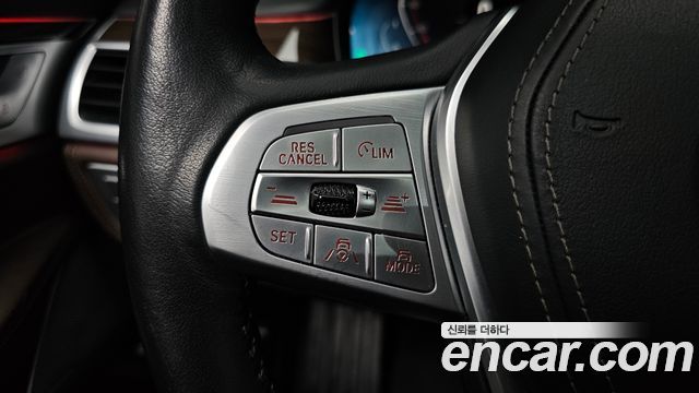 BMW 7 Series (G11) 740Li xDrive Design Pure Excellence 2022 — фото 38
