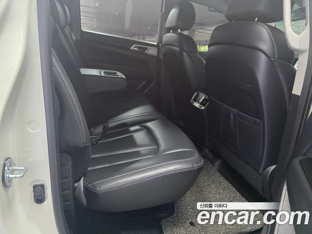 KG Mobility (SsangYong) Rexton Sports Diesel 2.2 2WD Adventure 2019 — фото 8