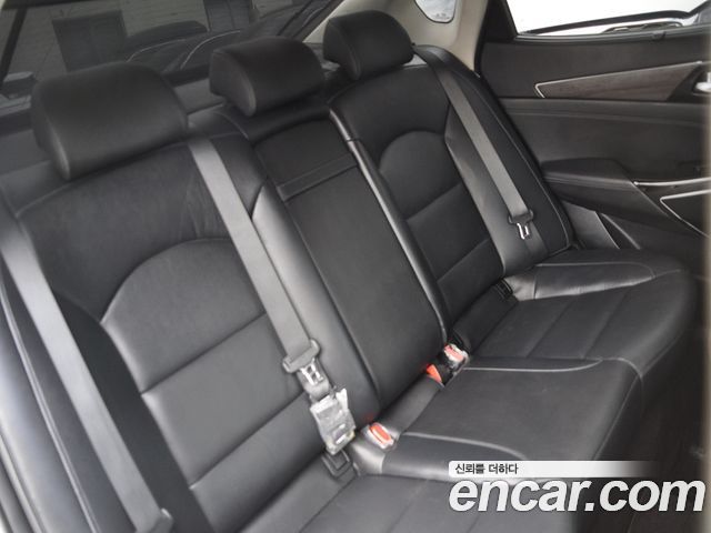 Kia K7 Premier 2.5 GDI Noblesse 2020 — фото 16