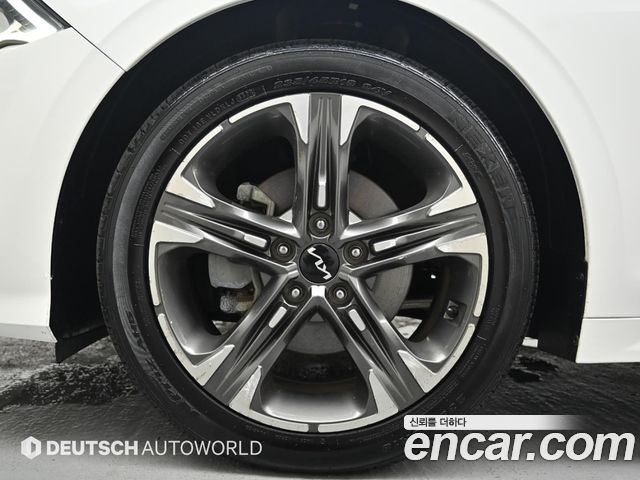 Kia K5 (III) 2.0 Prestige 2022 — фото 5